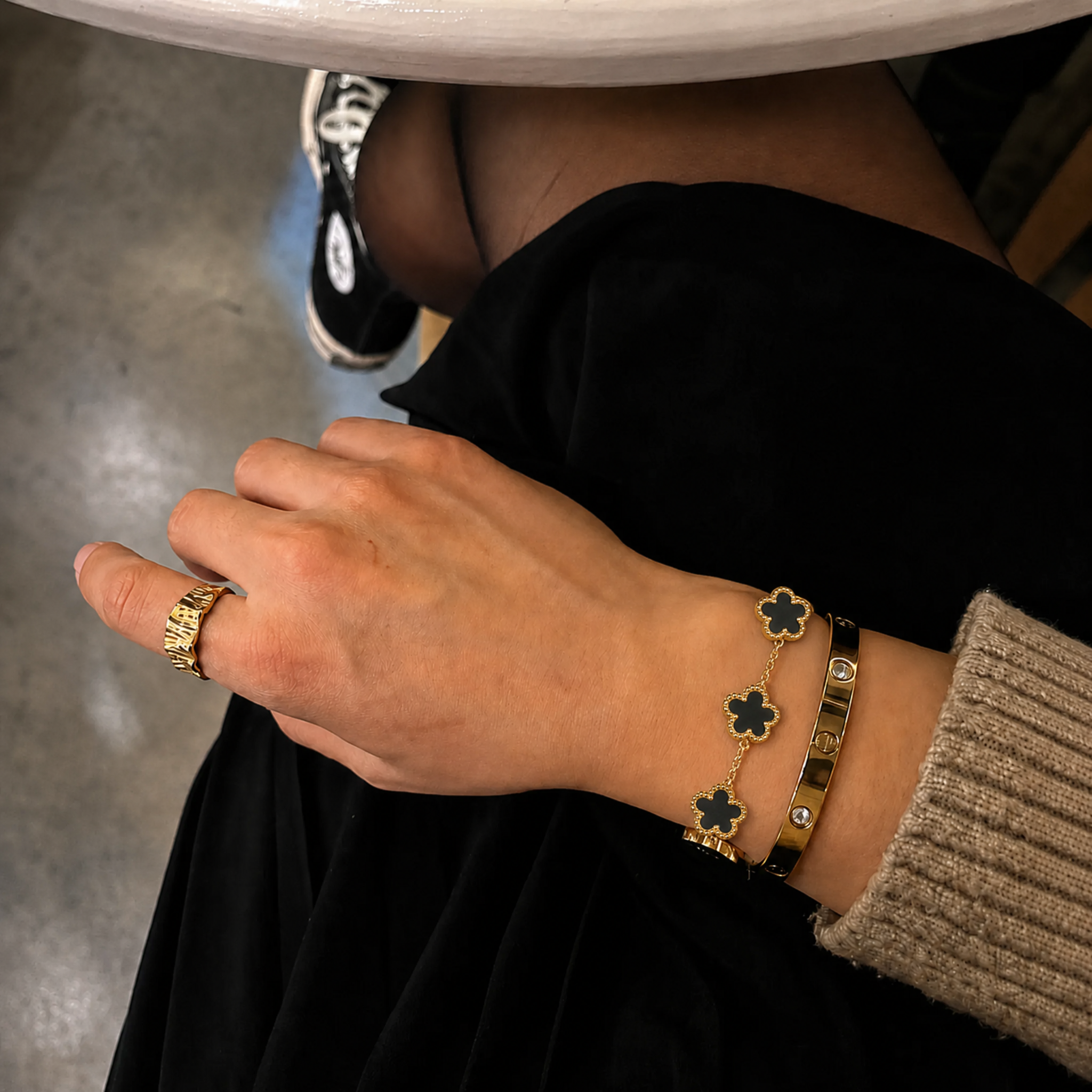 Pulsera Trèfle Oro y Ónix