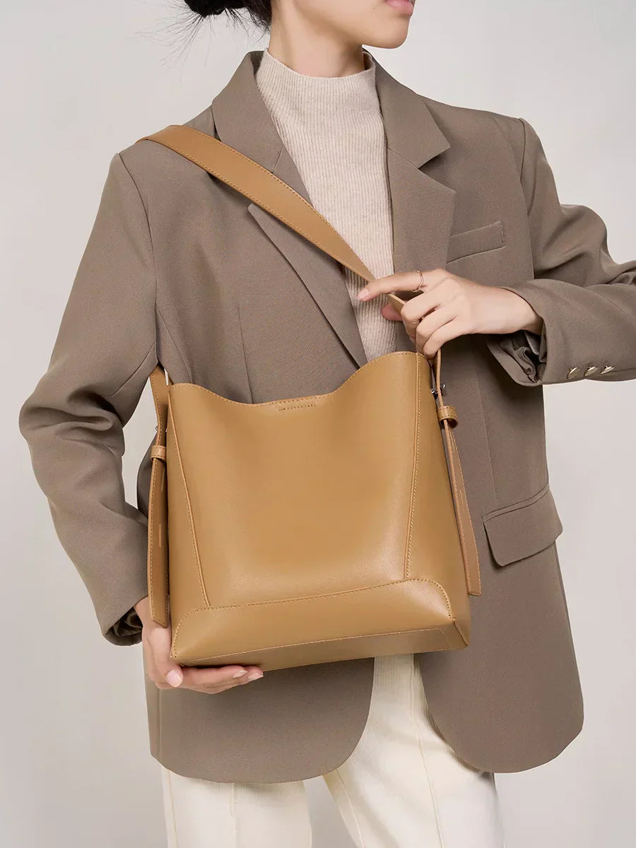Women's Leather Bag - Penélope