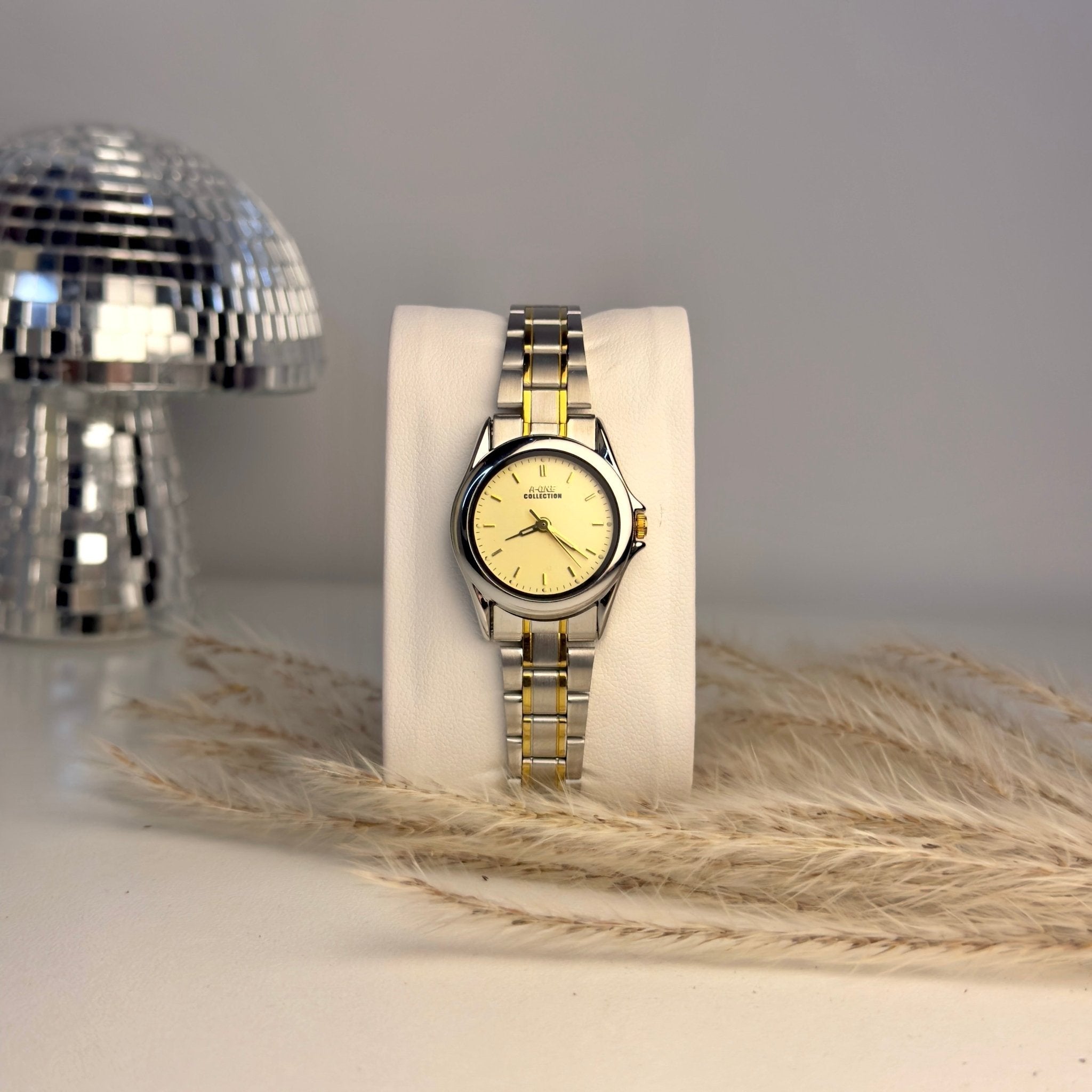 Luminous Pins Reloj for Slim Wrists