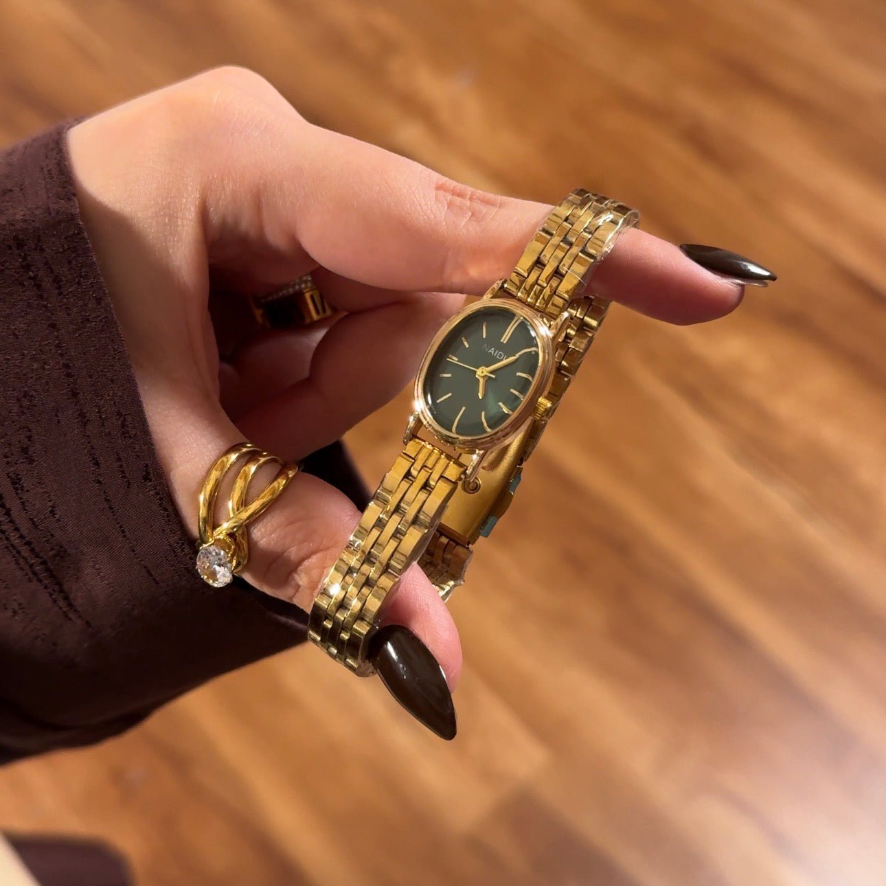 Novelle Verde Reloj