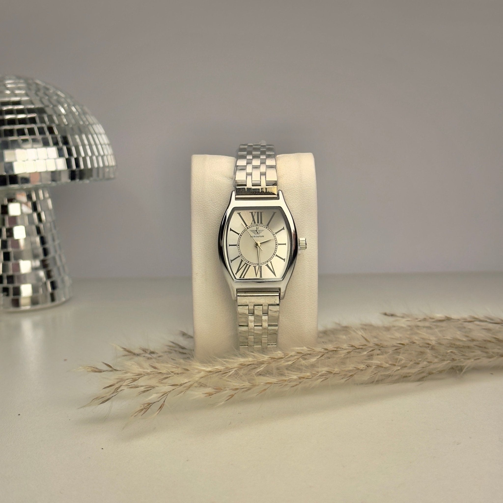 Premium Silver Reloj For Her