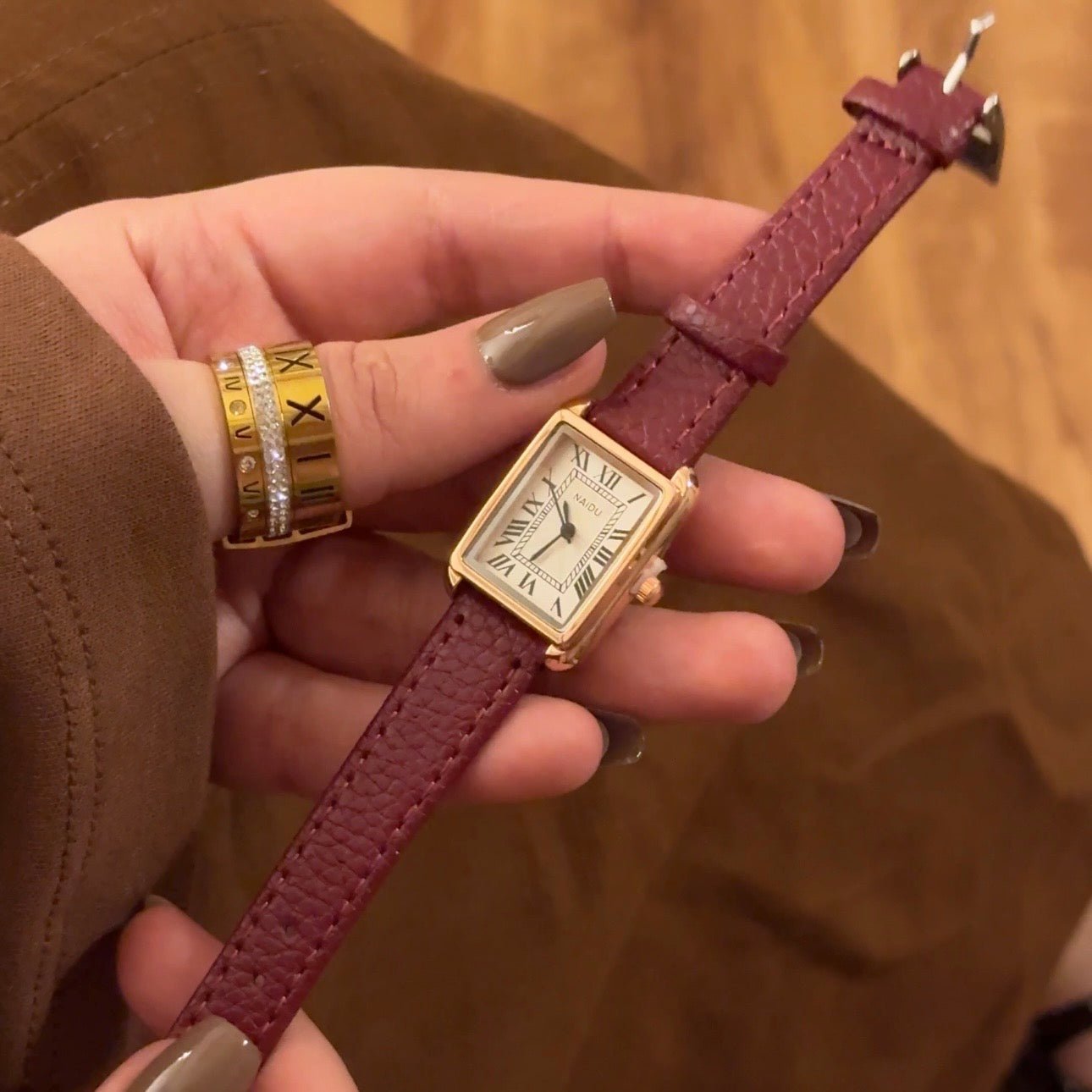 Red Cherry Reloj