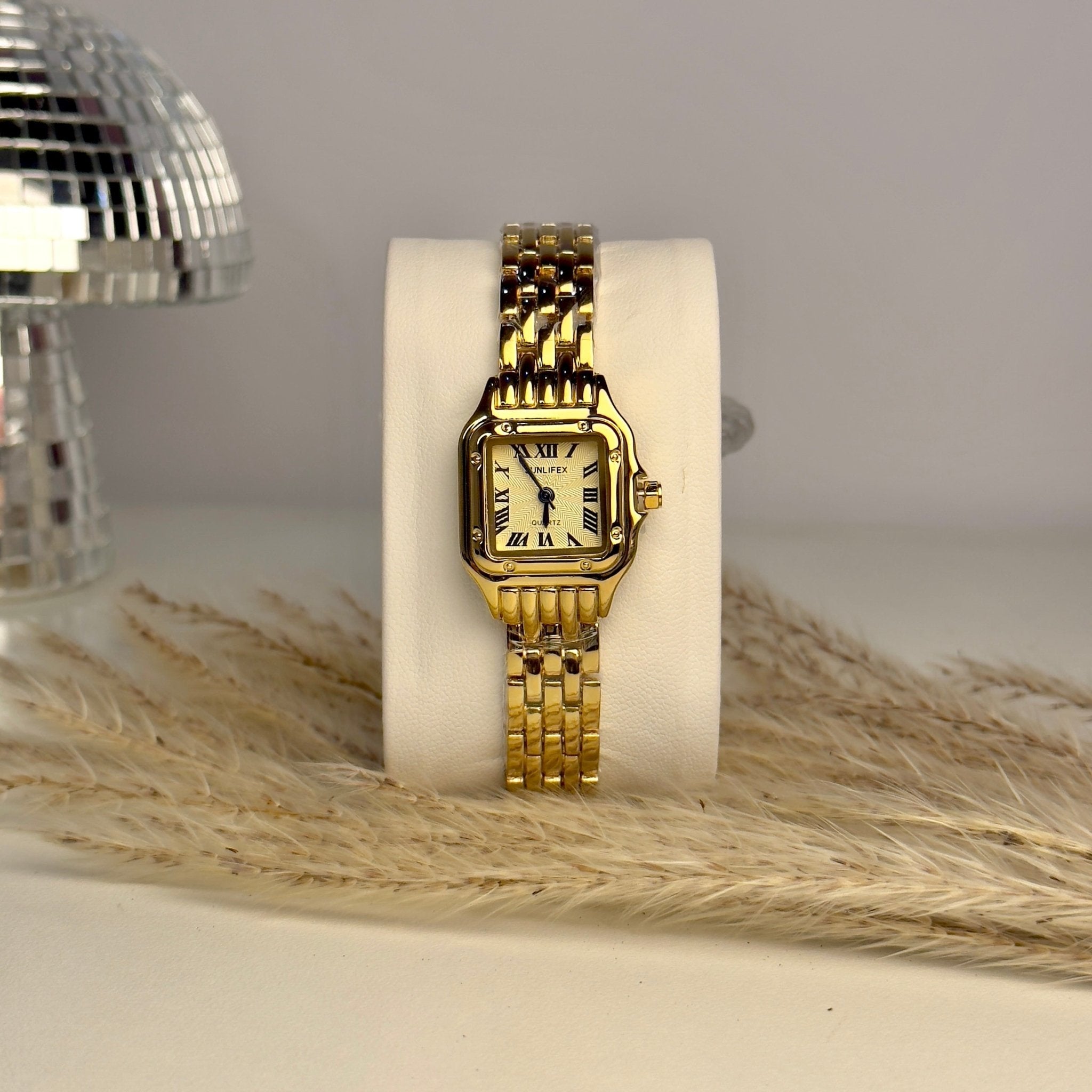 Small dial watch for Her