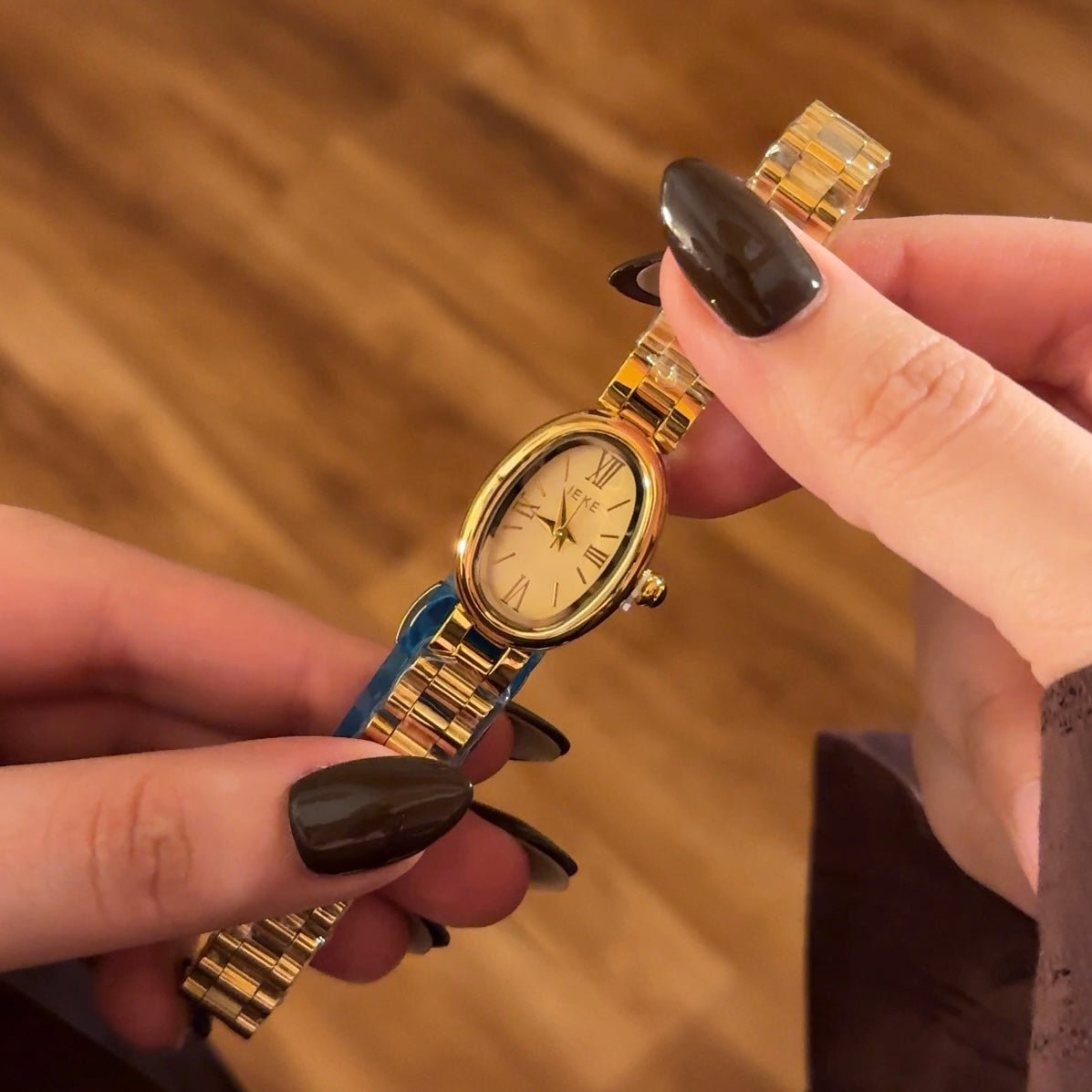 Anouvelle Reloj