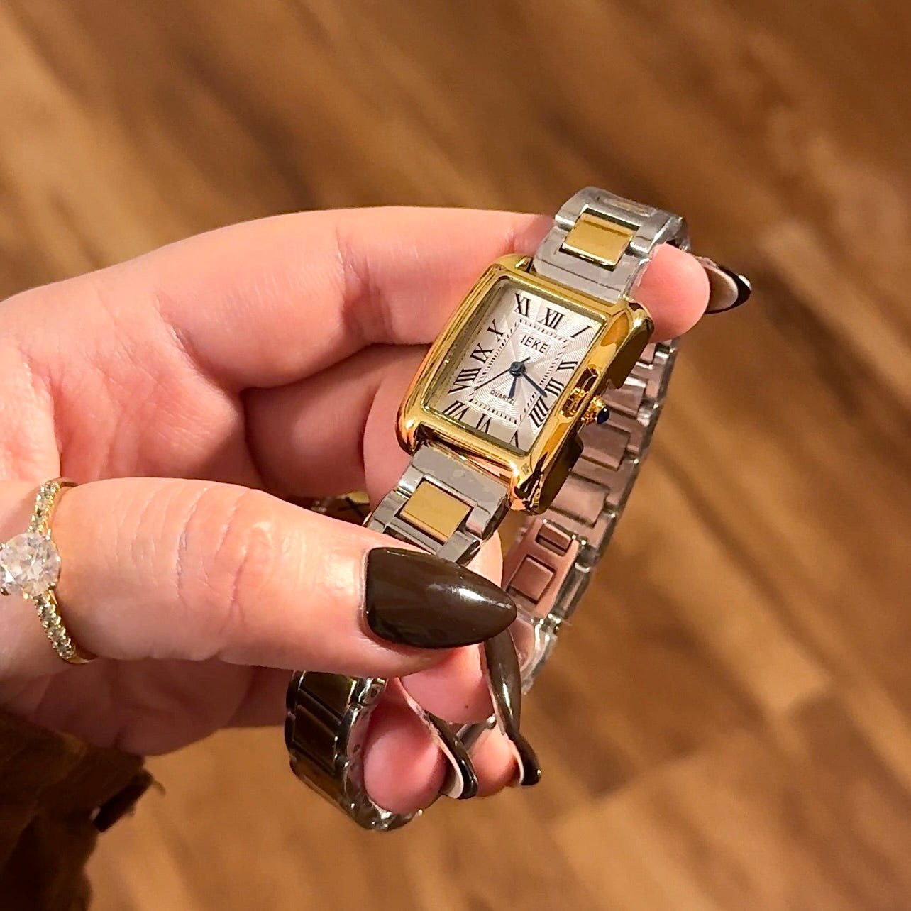 Anouvelle Reloj