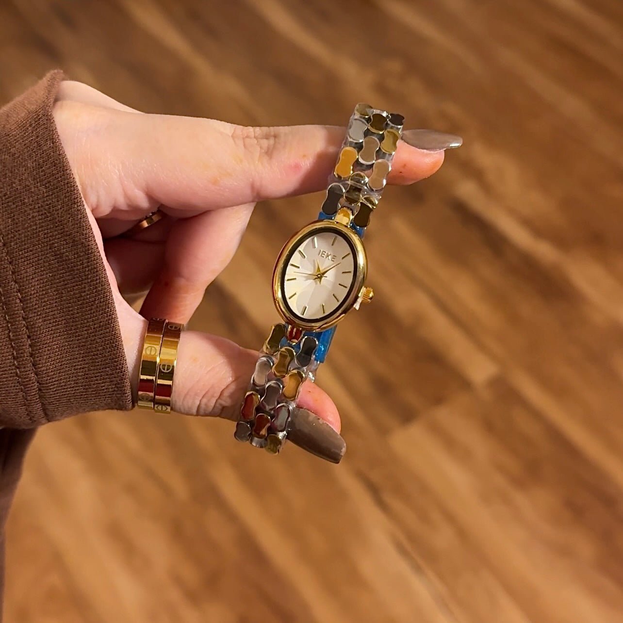 Evyelle Reloj