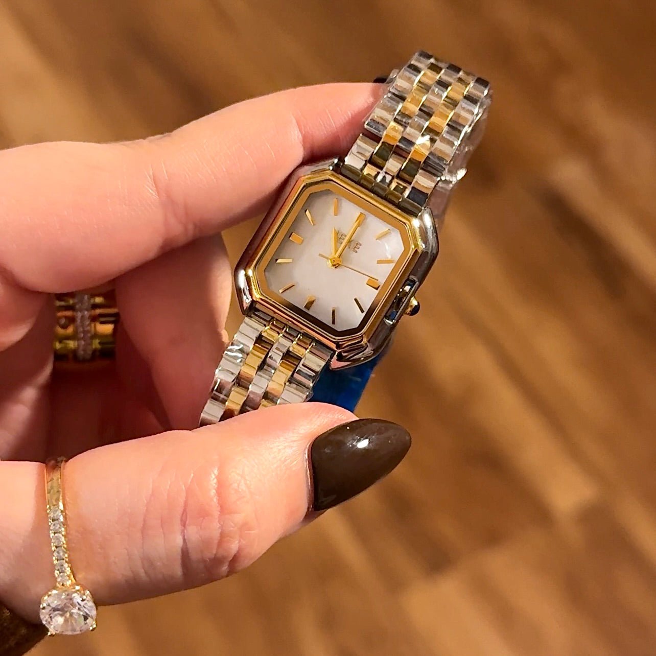 Luvéna Reloj