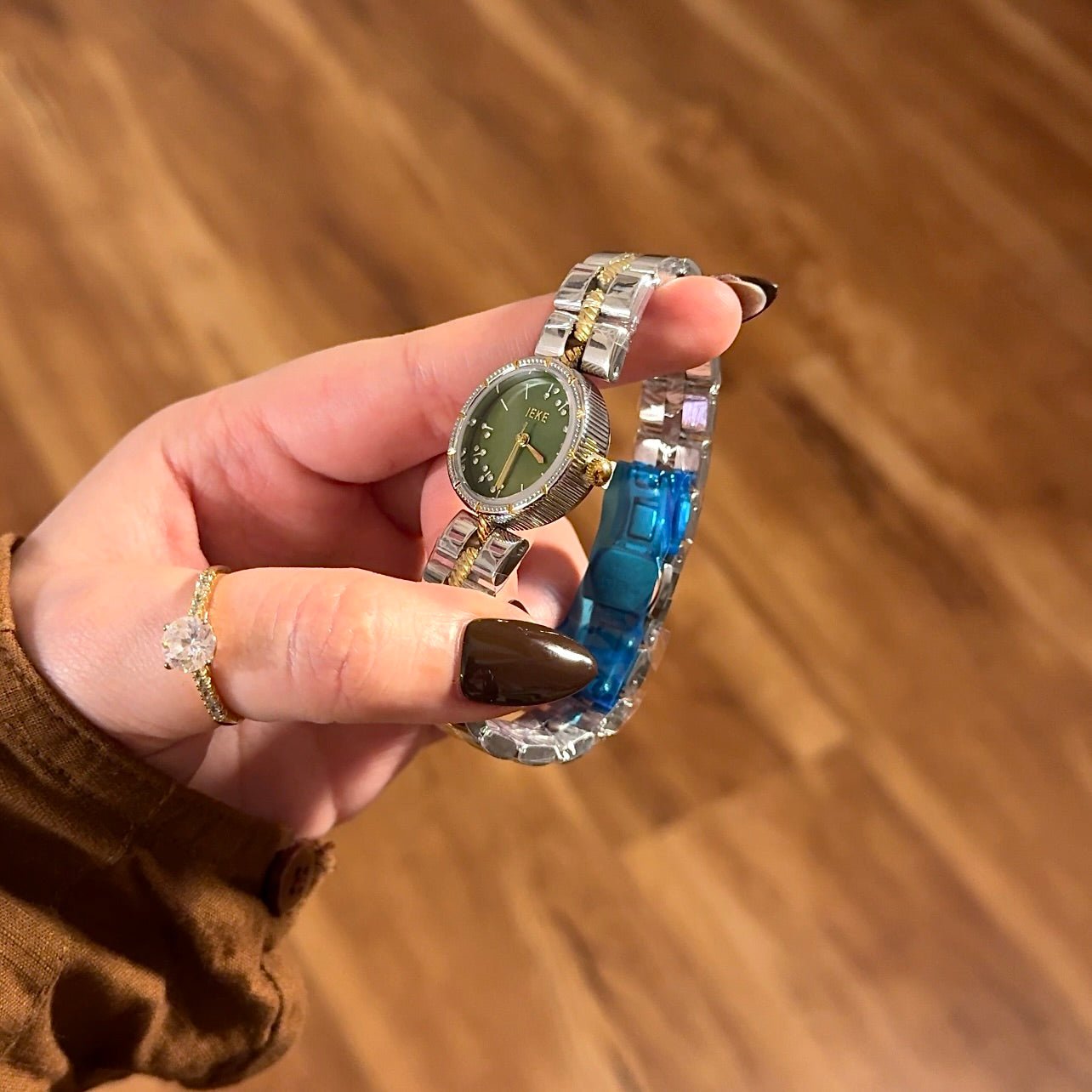Olivérae Reloj