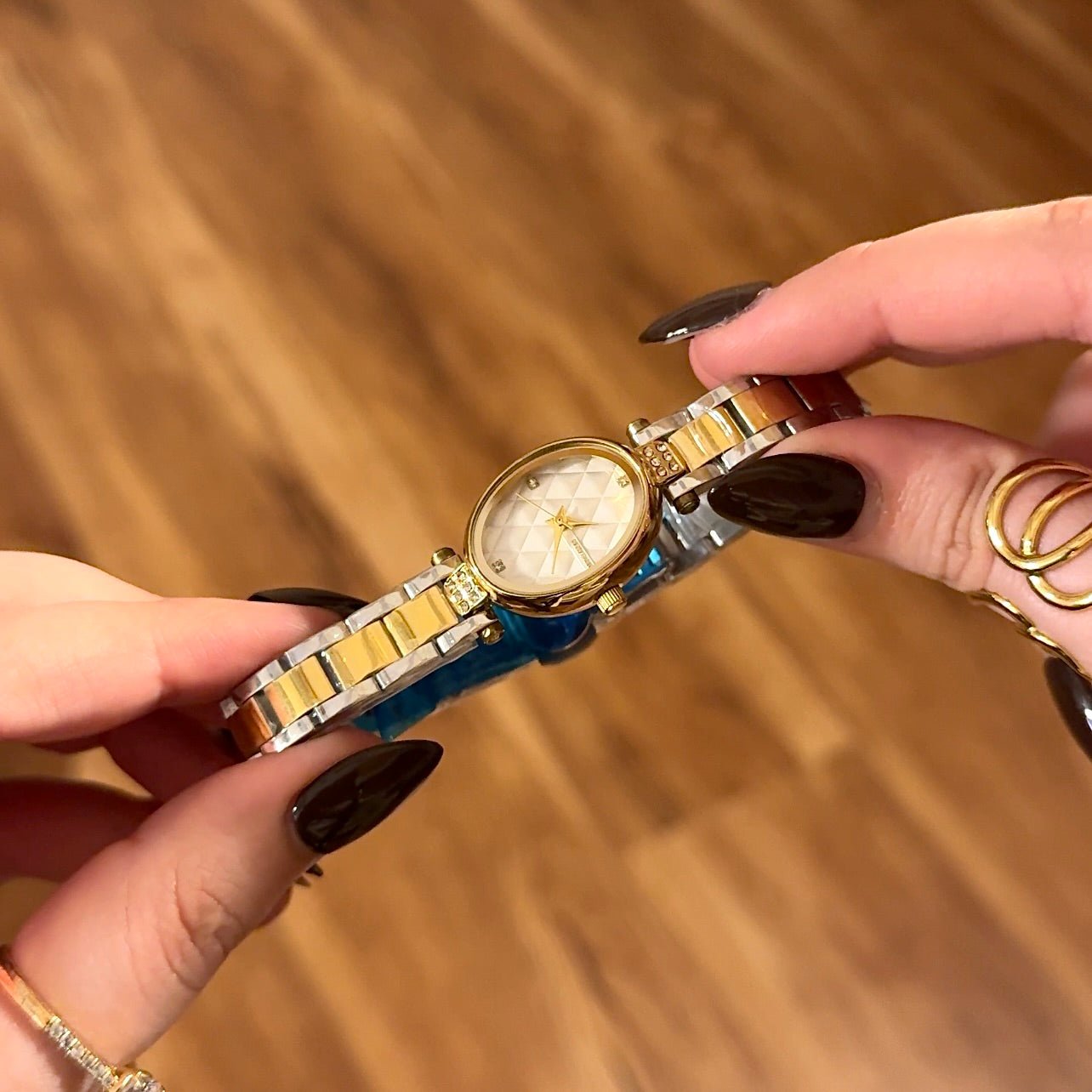 Veloré Reloj